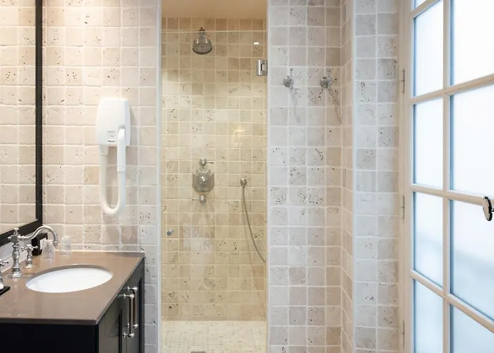 Saint-louis Marais 3*