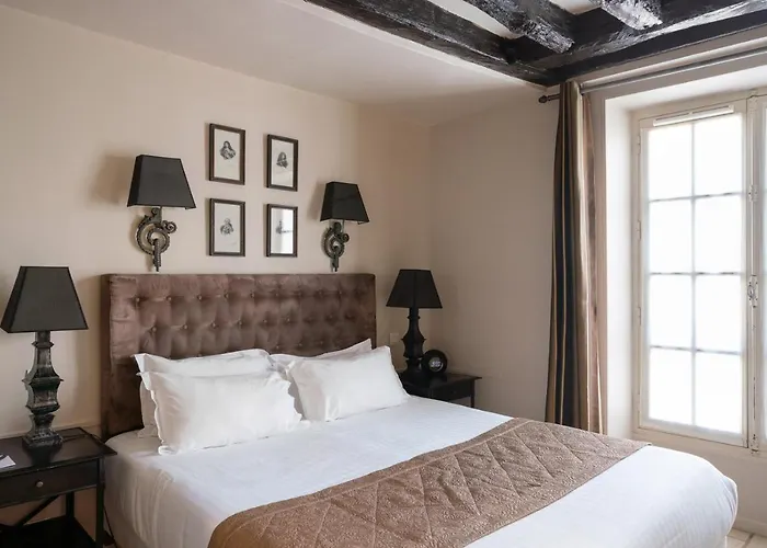 Hotel Saint-louis Marais 3*