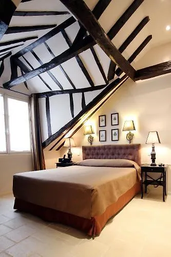 Saint-louis Marais Hotel 3*