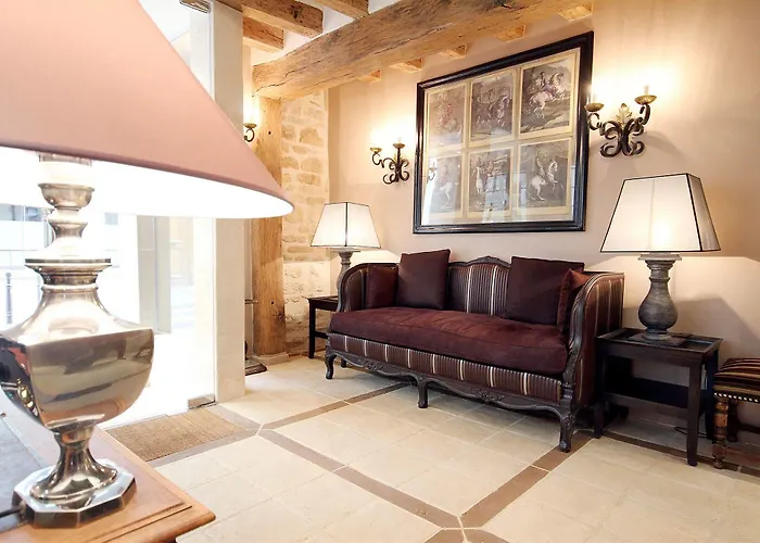 Saint-louis Marais 3*