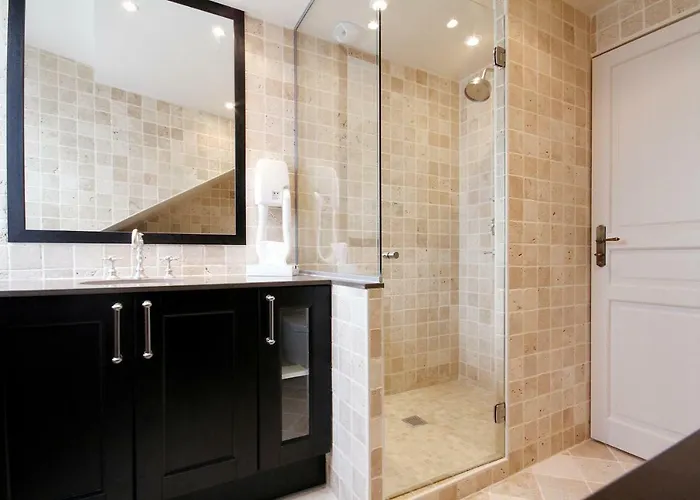 Saint-louis Marais 3*