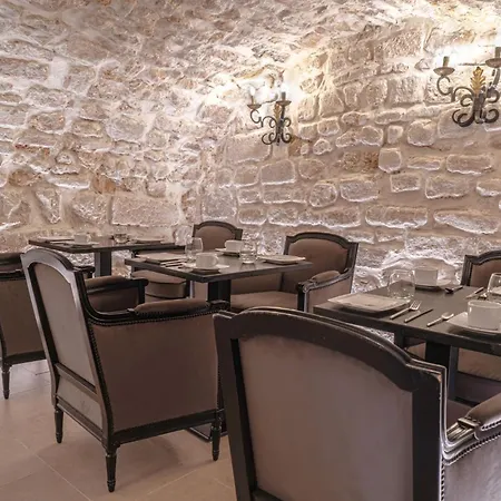 Hotel Saint-louis Marais